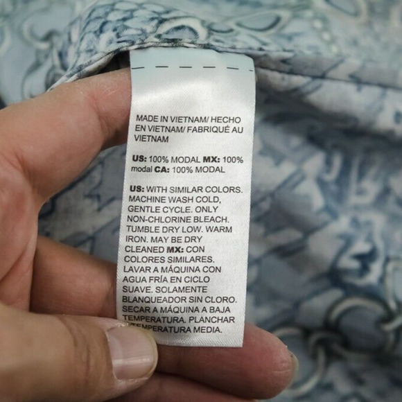 Chico's 3 Size XL Chain Link Houndstooth Collared Button Long Sleeve Modal Top - Picture 5 of 6